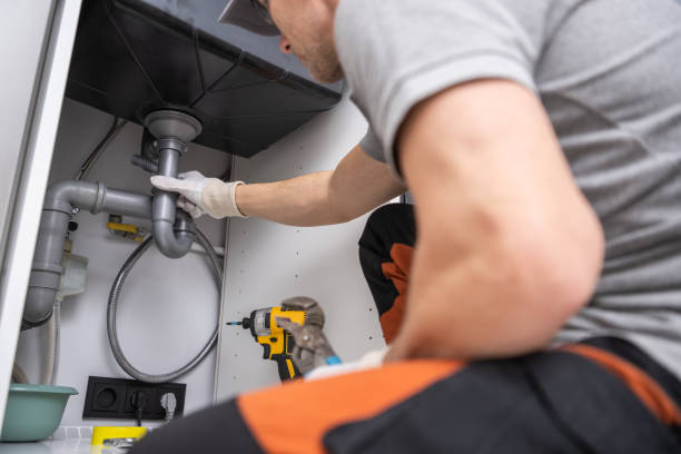 Best Clogged Drain Plumber  in London, KY